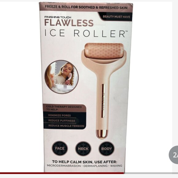 GIRLS TRIP 3 PIECE BUNDLE OF FACE ICE ROLLER AND TWO CANVAS POUCHES! NEW - Picture 1 of 3